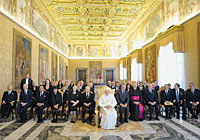Konkretes Zeichen der Nächstenliebe des Papstes Konkretes Zeichen der Nächstenliebe des Papstes