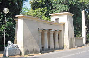 Sehenswerte moderne Steinsäulen Sehenswerte moderne Steinsäulen