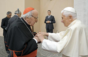 Christus hat mich umfangen und umfängt mich Christus hat mich umfangen und umfängt mich