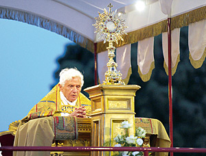 Das Sakrament der Liebe Christi muß das ganze Leben durchdringen Das Sakrament der Liebe Christi muß das ganze Leben durchdringen