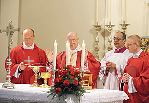Mit Gottes Gnaden in jeder Einrichtung der Kirche beispielgebend sein Mit Gottes Gnaden in jeder Einrichtung der Kirche beispielgebend sein