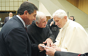 Die Antwort des Menschen auf die Offenbarung Gottes Die Antwort des Menschen auf die Offenbarung Gottes