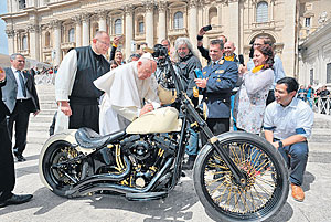 Die Reise des Evangeliums in die Welt Die Reise des Evangeliums in die Welt