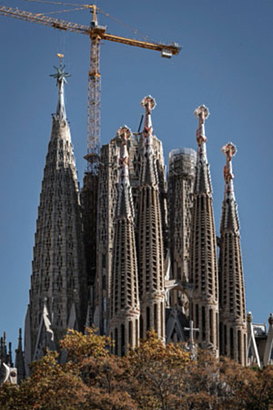 Marienturm der Sagrada Familia feierlich gesegnet