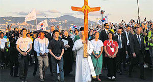 »Auch ihr legt Zeugnis ab, weil ihr bei mir seid« »Auch ihr legt Zeugnis ab, weil ihr bei mir seid«