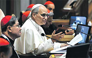 Jesus Christus steht im Mittelpunkt