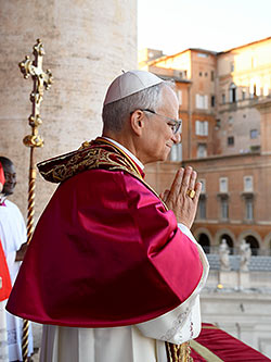 Papst Leo XIV. bei der Begrung der Glubigen im Petersdom